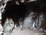 В пещере Большой Бузлук (Караби-Яйла).